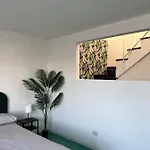 Loft Panoramico San Giovanni 아파트 *
